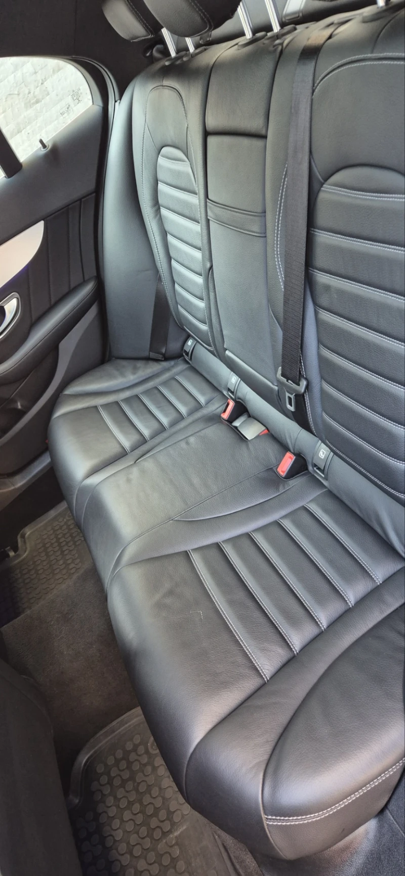 Mercedes-Benz C 300 D Hybrid, снимка 8 - Автомобили и джипове - 52834569