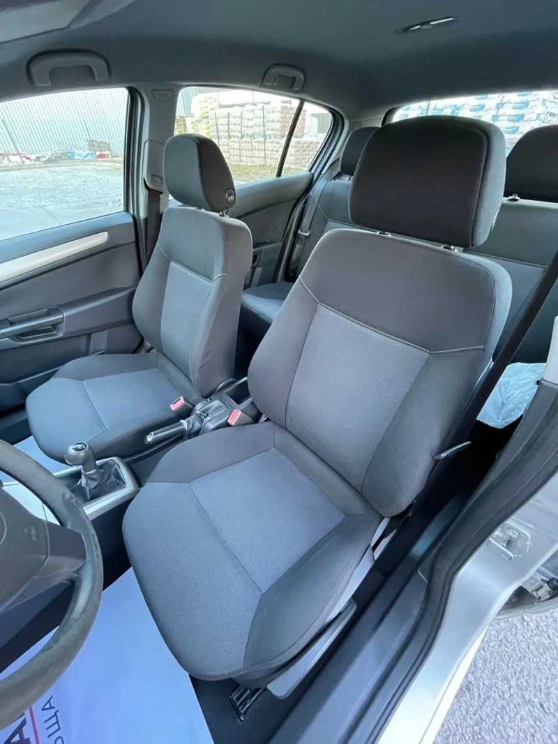 Opel Astra 1.7 CDTI 2007.г/101 Коня/189000 Хил.км/Италия , снимка 10 - Автомобили и джипове - 53076243