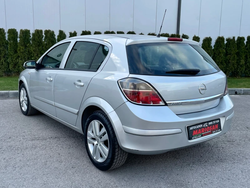 Opel Astra 1.7 CDTI 2007.г/101 Коня/189000 Хил.км/Италия , снимка 6 - Автомобили и джипове - 53076243