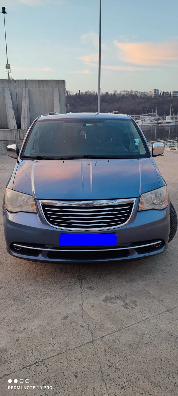 Chrysler Town and Country + Газ - изображение 2