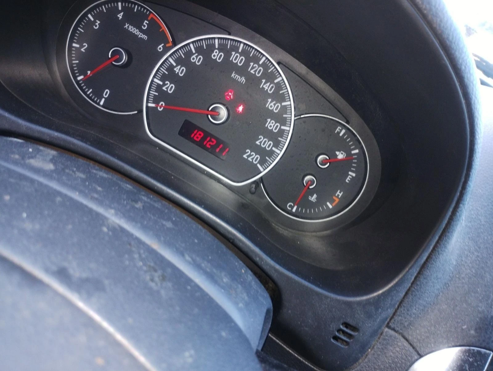 Suzuki SX4 1.9 4x4 i 1.6ddis2wd - изображение 6