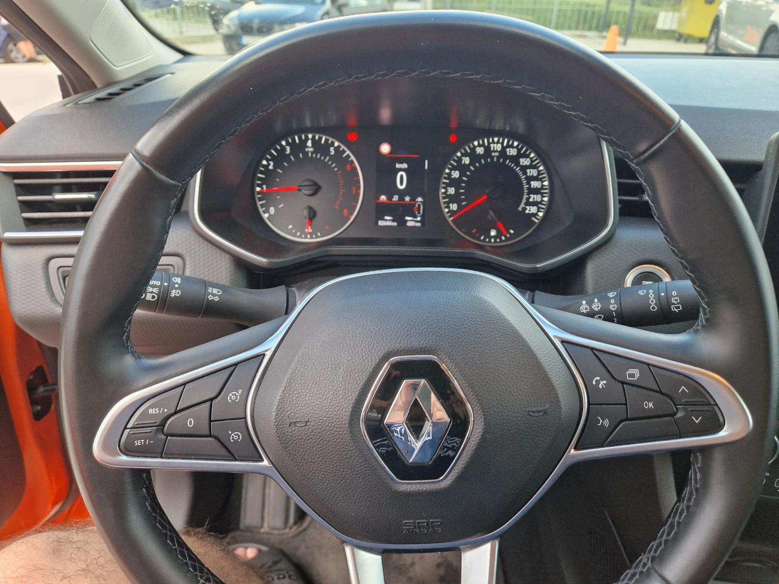 Renault Clio 1.0Tce 100кс+ LPG от Бг - изображение 10