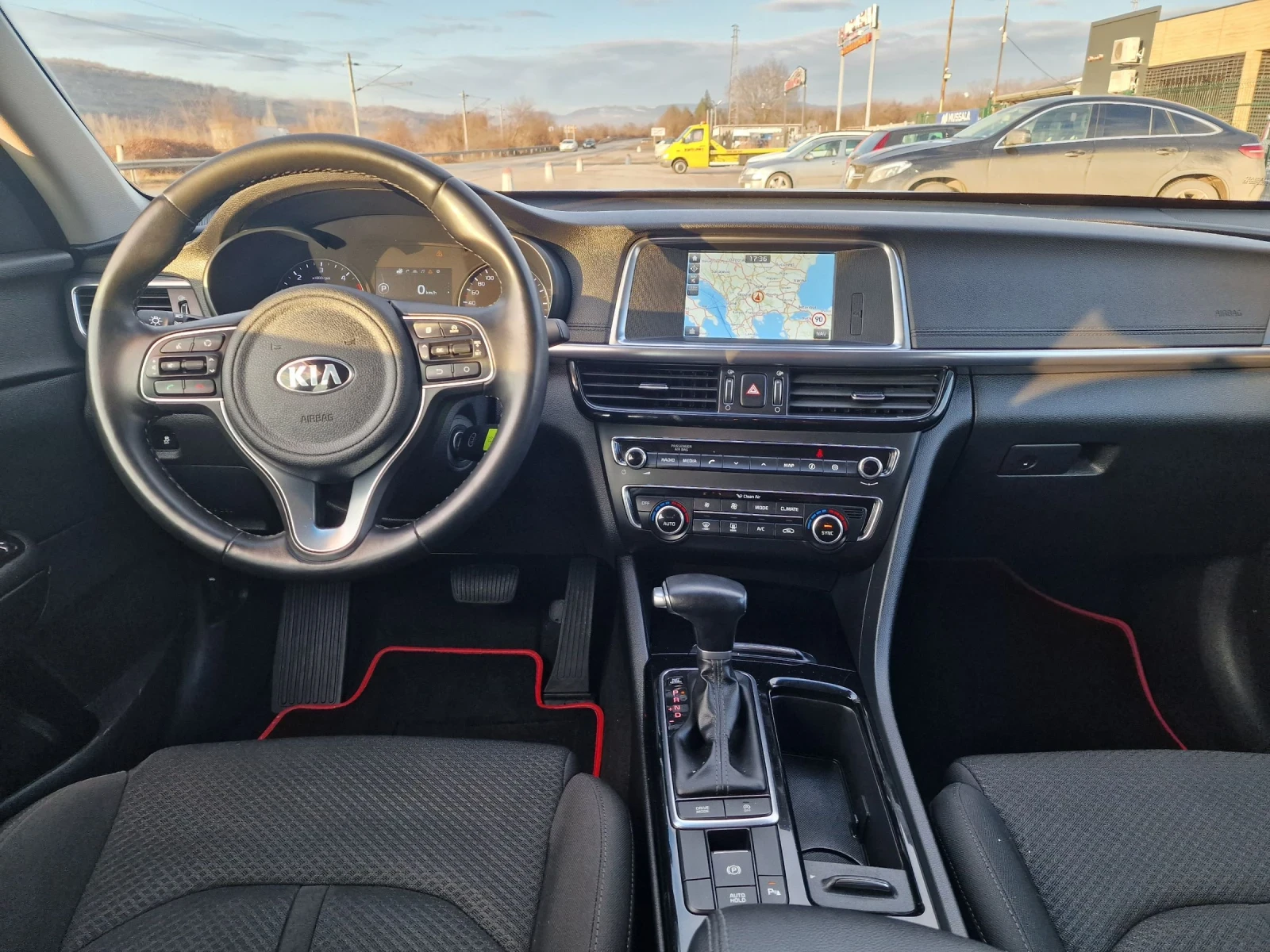 Kia Optima 1.7 CRDI | Mobile.bg — изображение 13