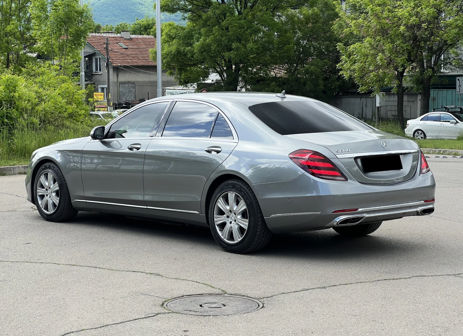 Mercedes-Benz S 600 GUARD VR9/ARMORED/FIRST CLASS/EXCLUSIV/BURM/TV/360 - изображение 4