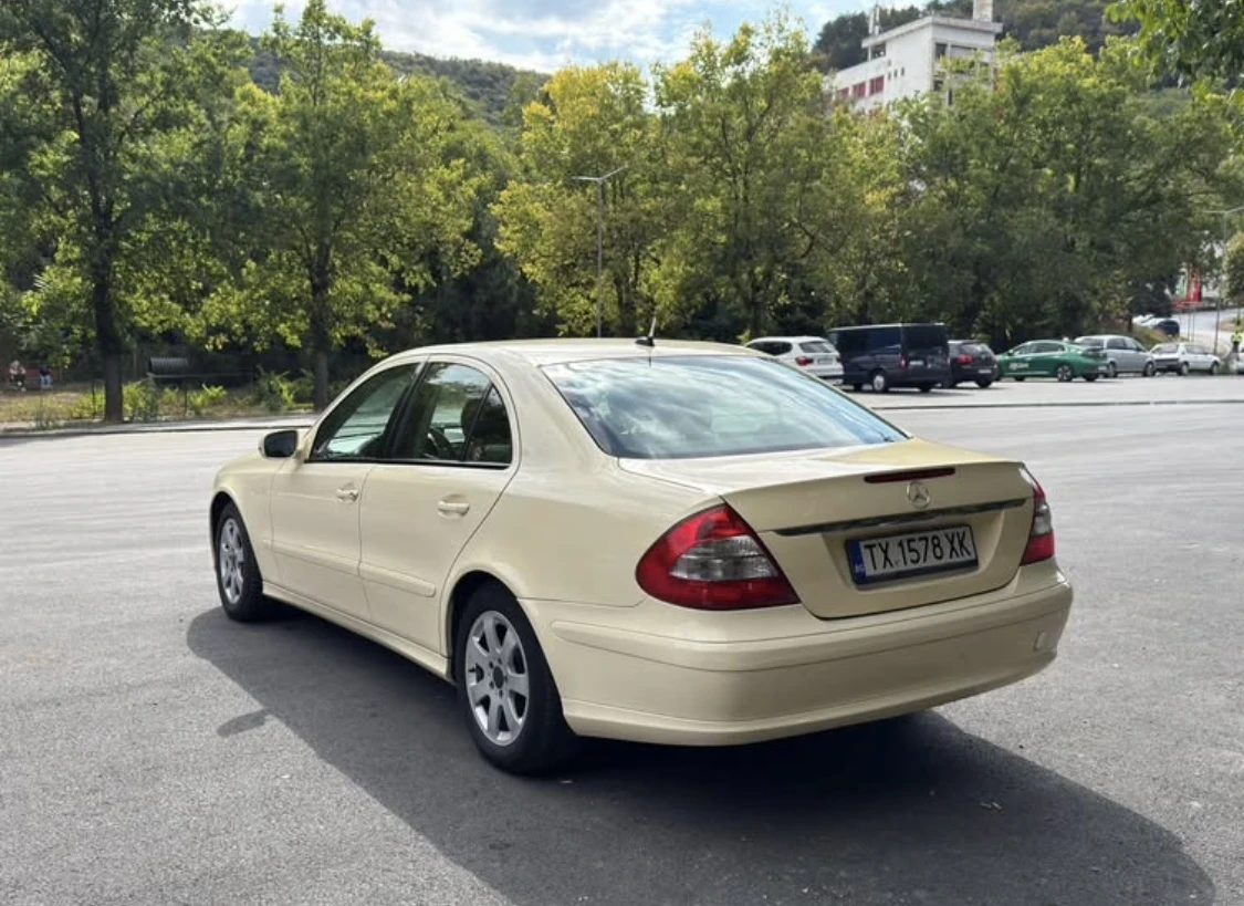 Mercedes-Benz E 200 E200 Compressor / Заводски метан - изображение 3