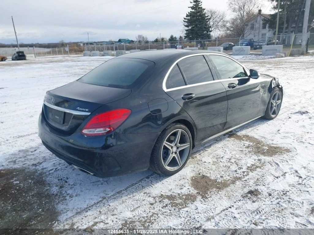 Mercedes-Benz C 300 * 4MATIC * CARFAX * БЕЗ ПЪРВОНАЧАЛНА ВНОСКА - изображение 4
