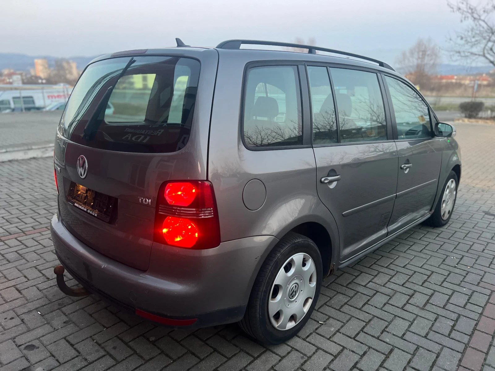 VW Touran 1.9 TDi VAN 1+ 1 - изображение 5