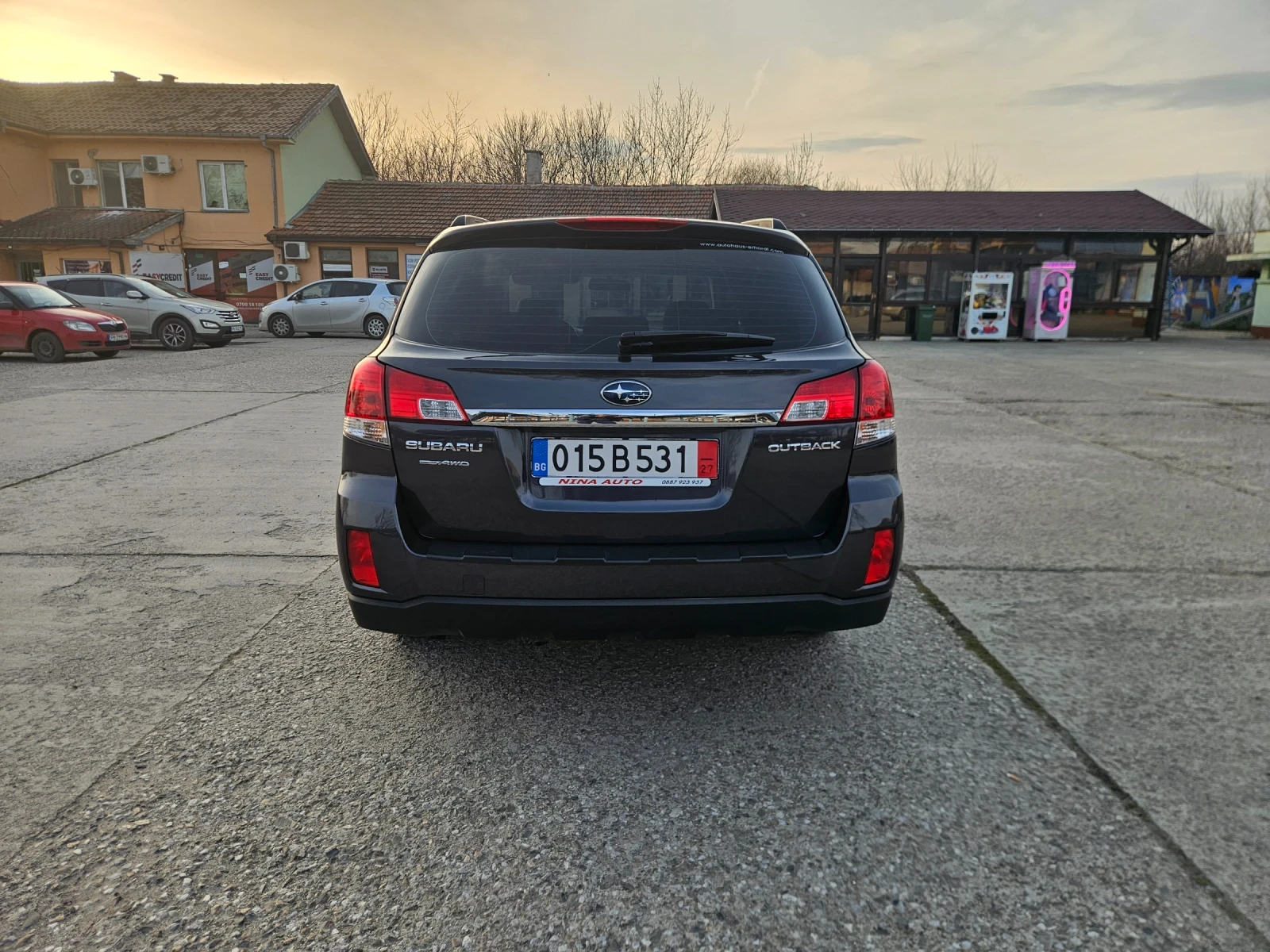 Subaru Outback 71000.km, снимка 6 - Автомобили и джипове - 53699128