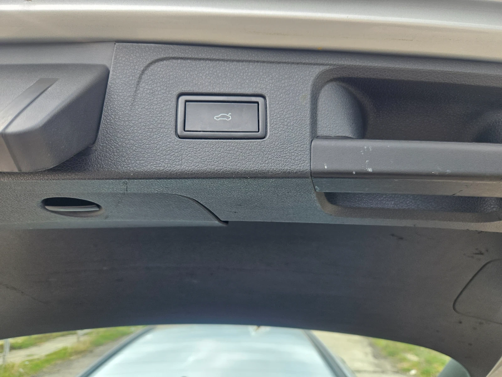 VW Passat 2.0Tdi 4MOTION ТОП, снимка 10 - Автомобили и джипове - 54007257