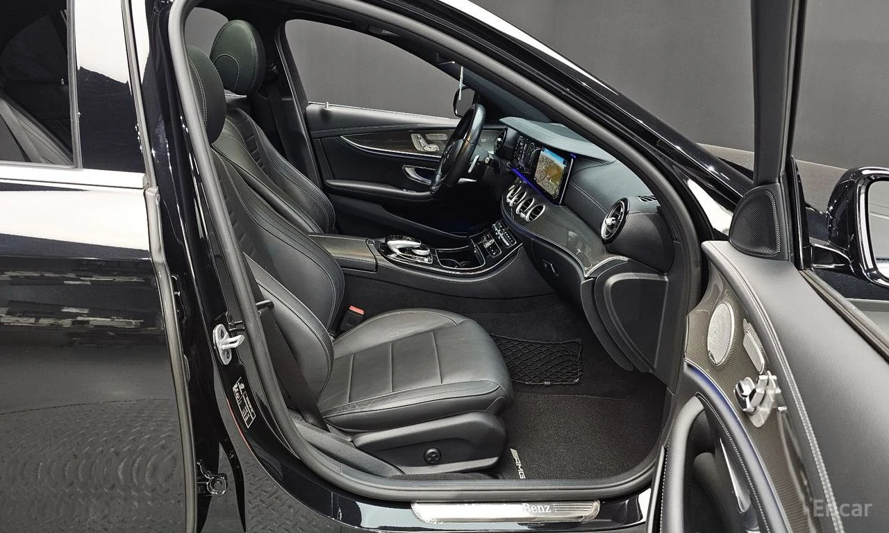 Mercedes-Benz E 350 4MATIC* AMG* LINE* BURMESTER* ХЕДЪП* ДИГИТАЛНО* ТА, снимка 14 - Автомобили и джипове - 54508988