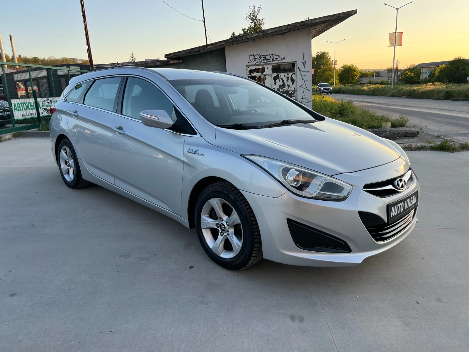 Hyundai I40  1.6i-135к.с, снимка 3 - Автомобили и джипове - 54577244