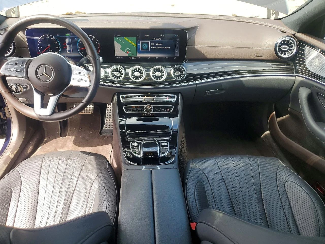 Mercedes-Benz CLS 450 * AMG* 4MATIC* КОЖА* ПОДГРЕВ* ОБДУХВАНЕ* ШИБИДАХ* , снимка 8 - Автомобили и джипове - 54868331