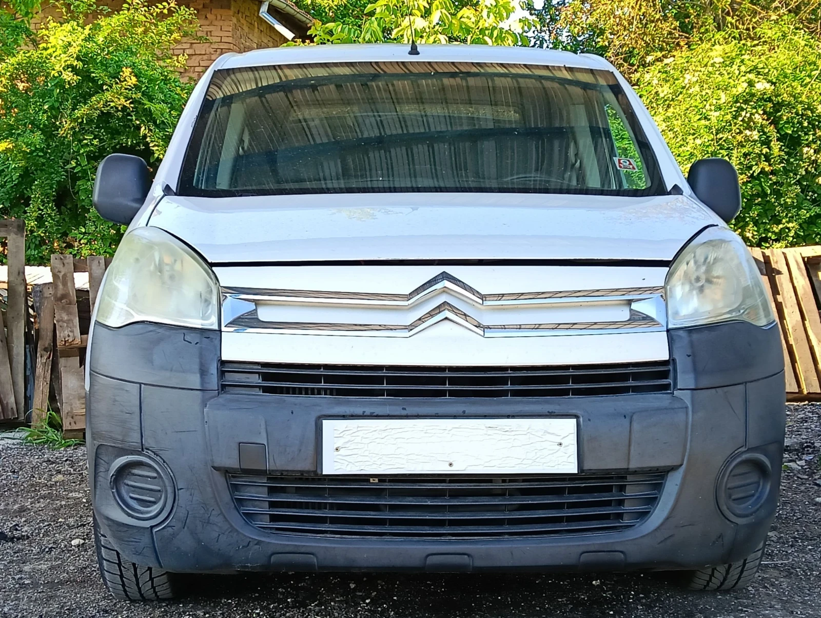 Peugeot Partner 1.6HDI / товарен / теглич, снимка 2 - Автомобили и джипове - 55032771