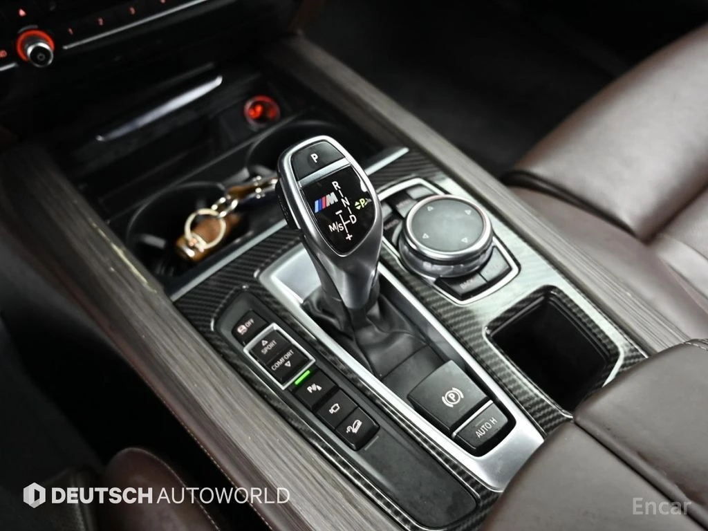 BMW X5M * ФИКСИРАНА ЦЕНА ДО БЪЛГАРИЯ * АВТОКРЕДИТ, снимка 10 - Автомобили и джипове - 55398748