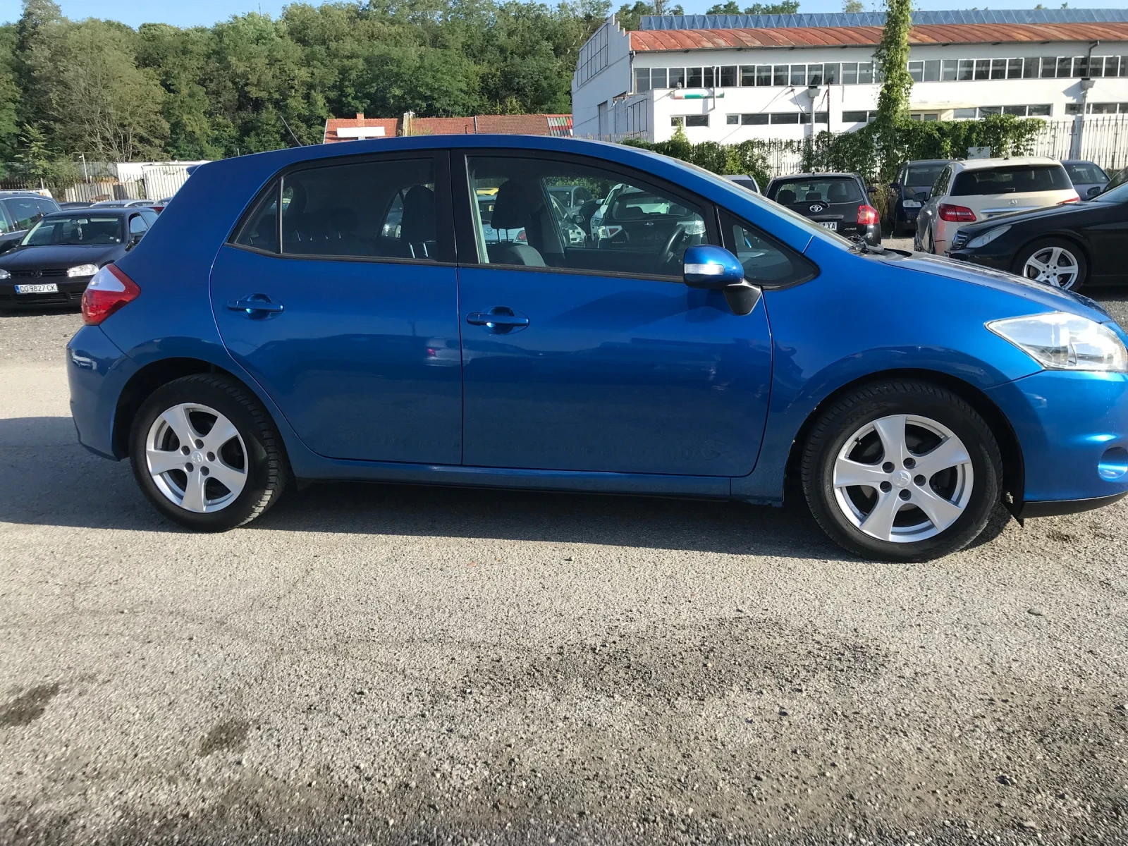 Toyota Auris 1.6VALVEMATIK, снимка 3 - Автомобили и джипове - 55425074