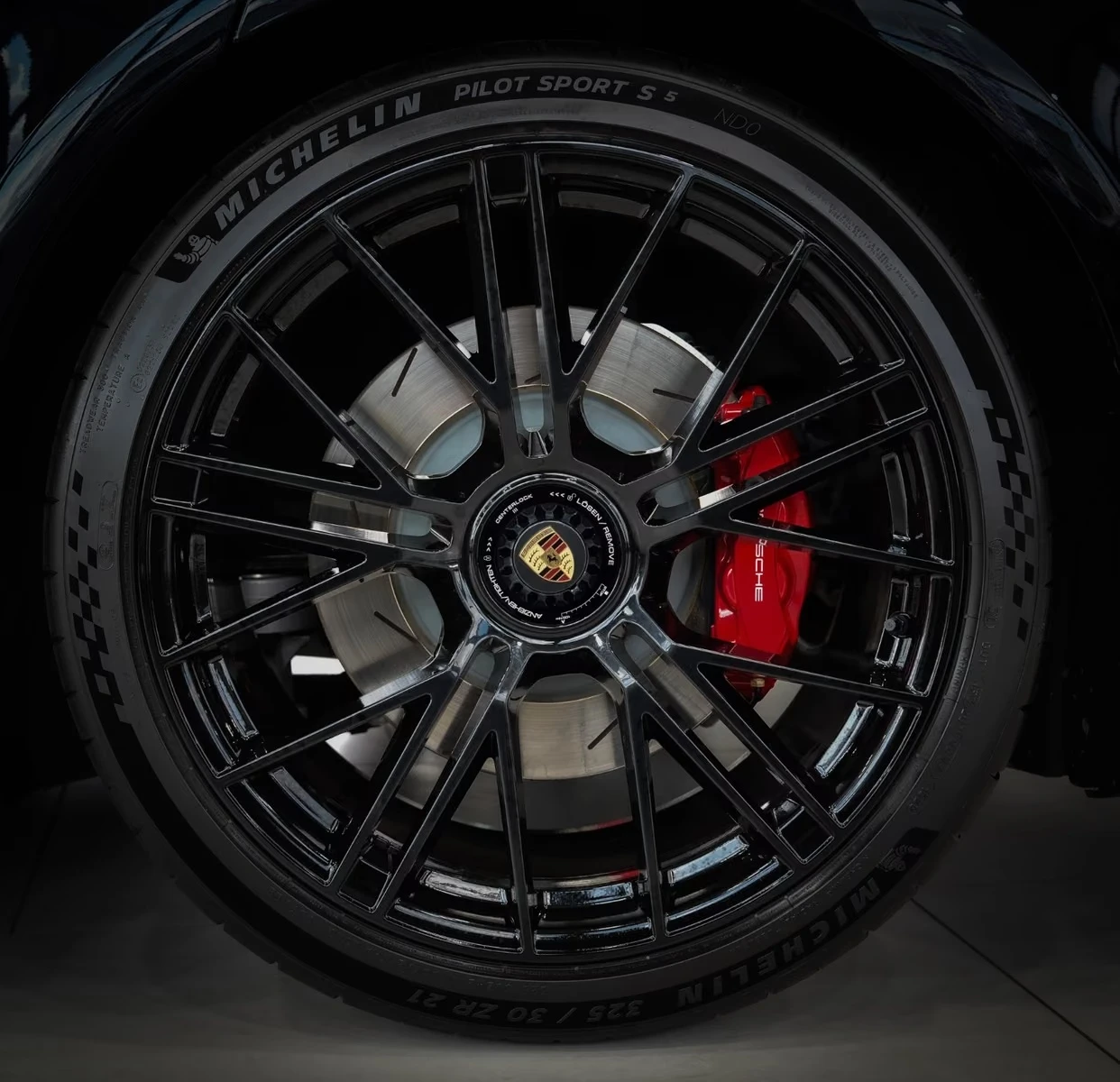 Porsche Panamera GTS SPORT-DESIGN BOSE PANORAMA , снимка 5 - Автомобили и джипове - 55533668
