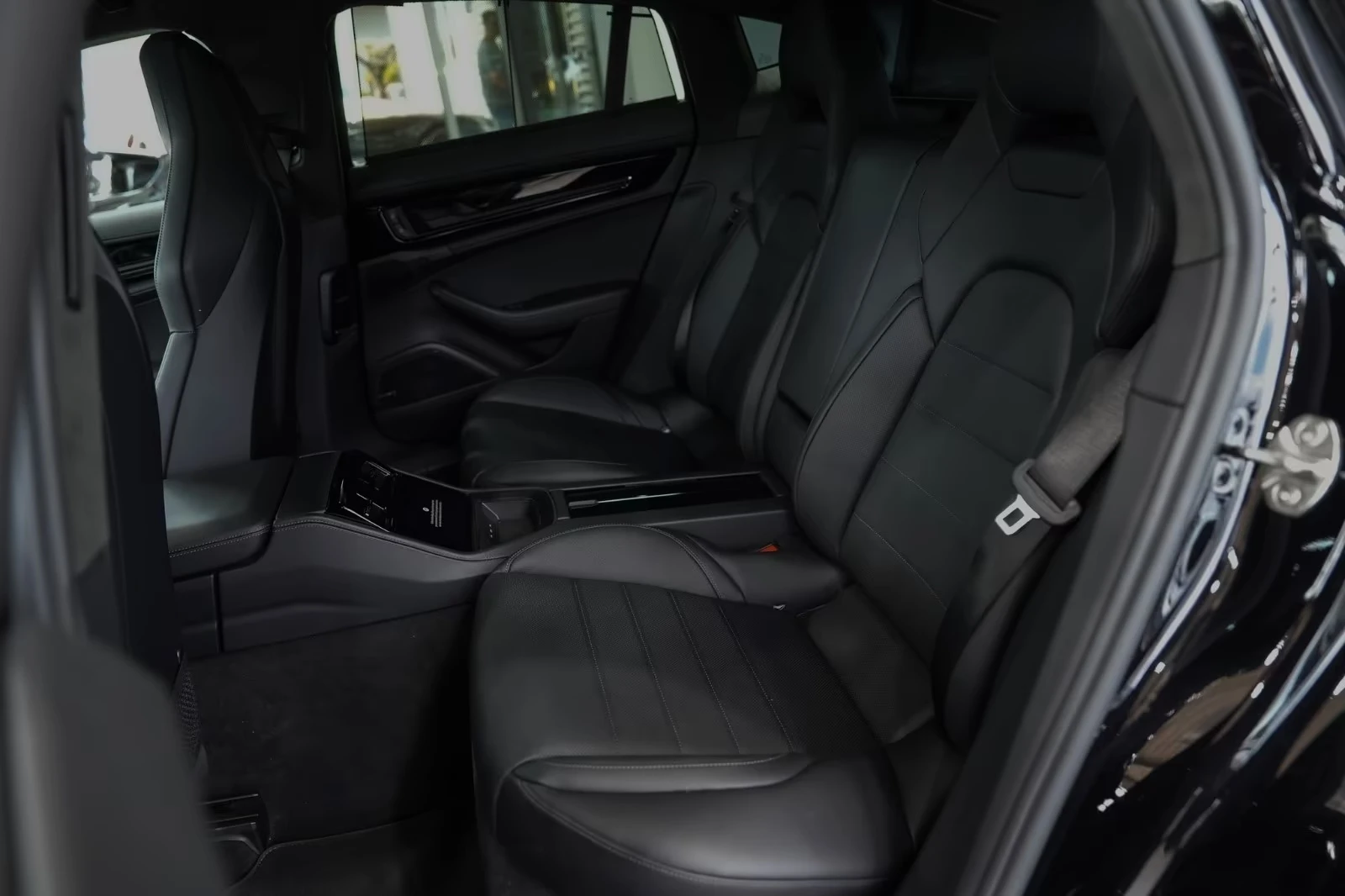 Porsche Panamera GTS SPORT-DESIGN BOSE PANORAMA , снимка 14 - Автомобили и джипове - 55533668