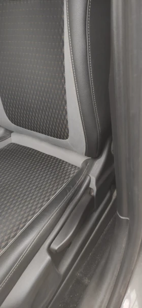 Opel Crossland X, снимка 9