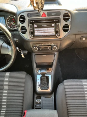 VW Tiguan 2.0TDI 4x4 AUTOMATIC, снимка 10