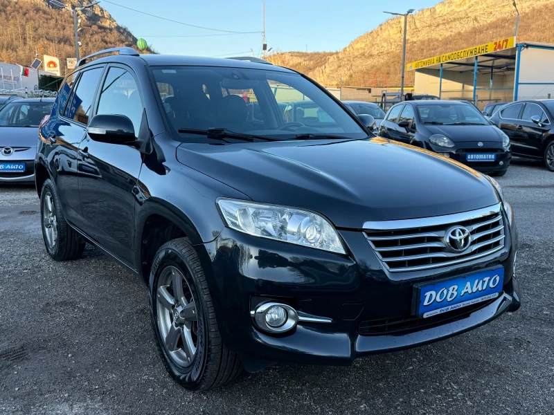 Toyota Rav4 2.2D4D-4X4-KOJA-NAVI-PODGREV-PARKTRONIK, снимка 8 - Автомобили и джипове - 48610897