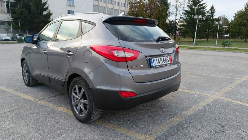 Hyundai IX35 1.7 CRDi, снимка 3 - Автомобили и джипове - 49533520