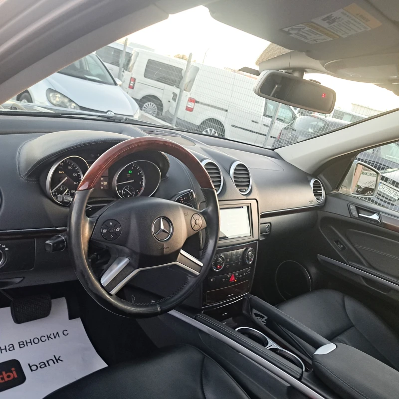 Mercedes-Benz GL 450 V8* KEYLESS* harman/kardon* 7 МЕСТА* ОТЛИЧЕН!* , снимка 10 - Автомобили и джипове - 50081587