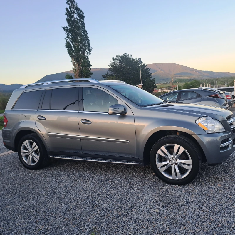 Mercedes-Benz GL 450 V8* KEYLESS* harman/kardon* 7 МЕСТА* ОТЛИЧЕН!* , снимка 6 - Автомобили и джипове - 50081587