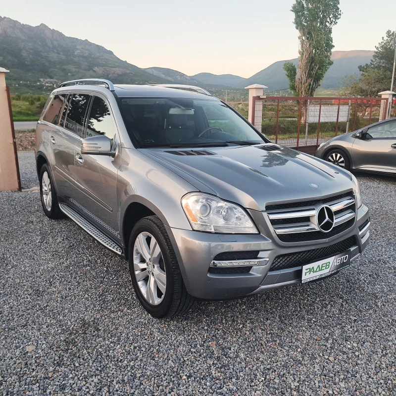 Mercedes-Benz GL 450 V8* KEYLESS* harman/kardon* 7 МЕСТА* ОТЛИЧЕН!* , снимка 5 - Автомобили и джипове - 50081587