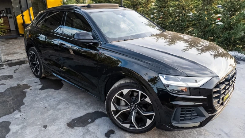Audi Q8 50TFSI QUATTRO FULL BLACK LINE ЛИЗИНГ 100%, снимка 2 - Автомобили и джипове - 51672057