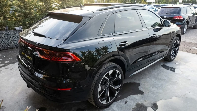 Audi Q8 50TFSI QUATTRO FULL BLACK LINE ЛИЗИНГ 100%, снимка 8 - Автомобили и джипове - 51672057