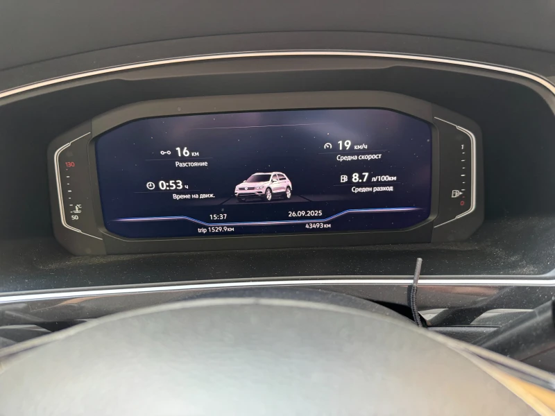 VW Tiguan 2.0 TDI HIGHLINE, снимка 5 - Автомобили и джипове - 51913556