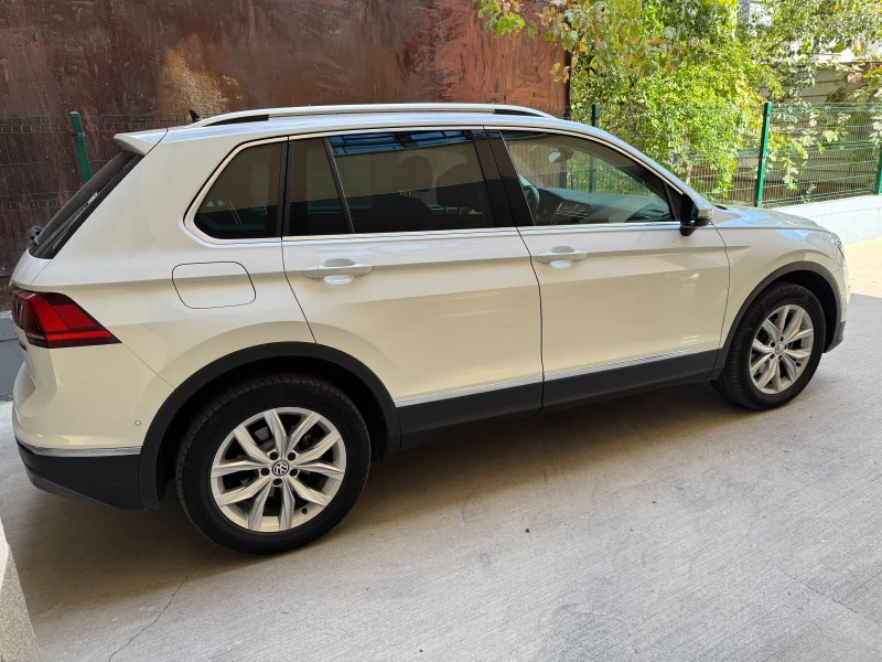 VW Tiguan 2.0 TDI HIGHLINE, снимка 2 - Автомобили и джипове - 51913556