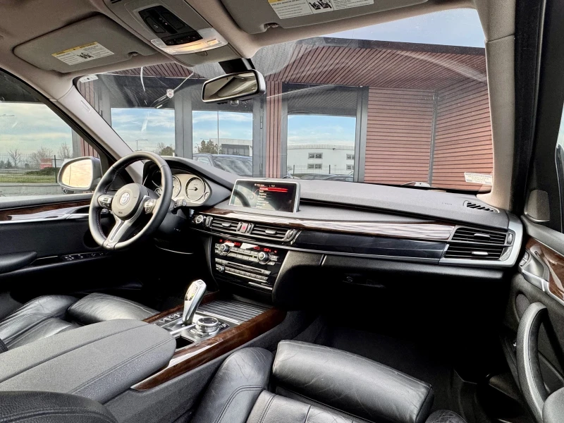 BMW X5 35d M-Pack Панорама Камера KeyLessGO ЛИЗИНГ, снимка 11 - Автомобили и джипове - 52483814