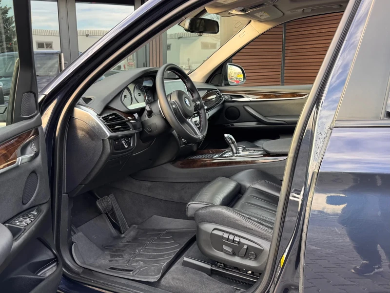 BMW X5 35d M-Pack Панорама Камера KeyLessGO ЛИЗИНГ, снимка 7 - Автомобили и джипове - 52483814