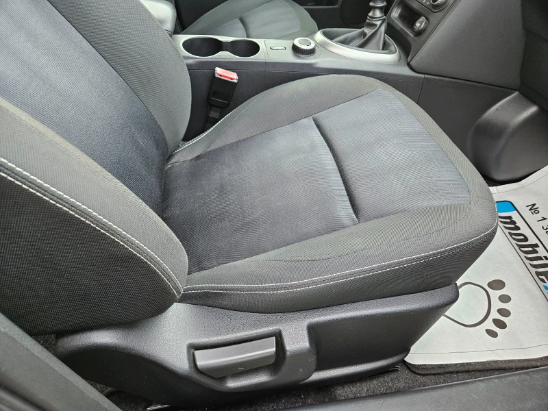 Nissan Qashqai 130.000 км КАТО НОВА !!!!, снимка 16 - Автомобили и джипове - 53184721