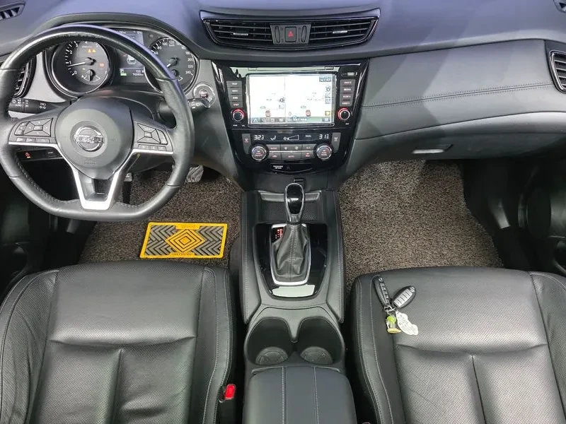 Nissan X-trail 2.5 2WD SMART, снимка 7 - Автомобили и джипове - 56357539