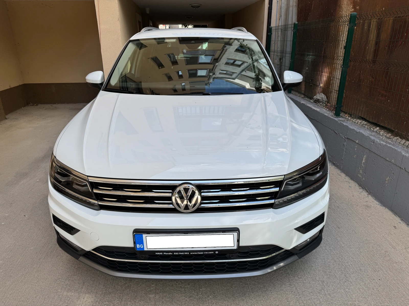 VW Tiguan 2.0 TDI HIGHLINE, снимка 1