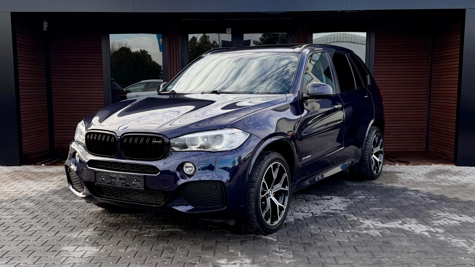 BMW X5 35d M-Pack Панорама Камера KeyLessGO ЛИЗИНГ, снимка 1