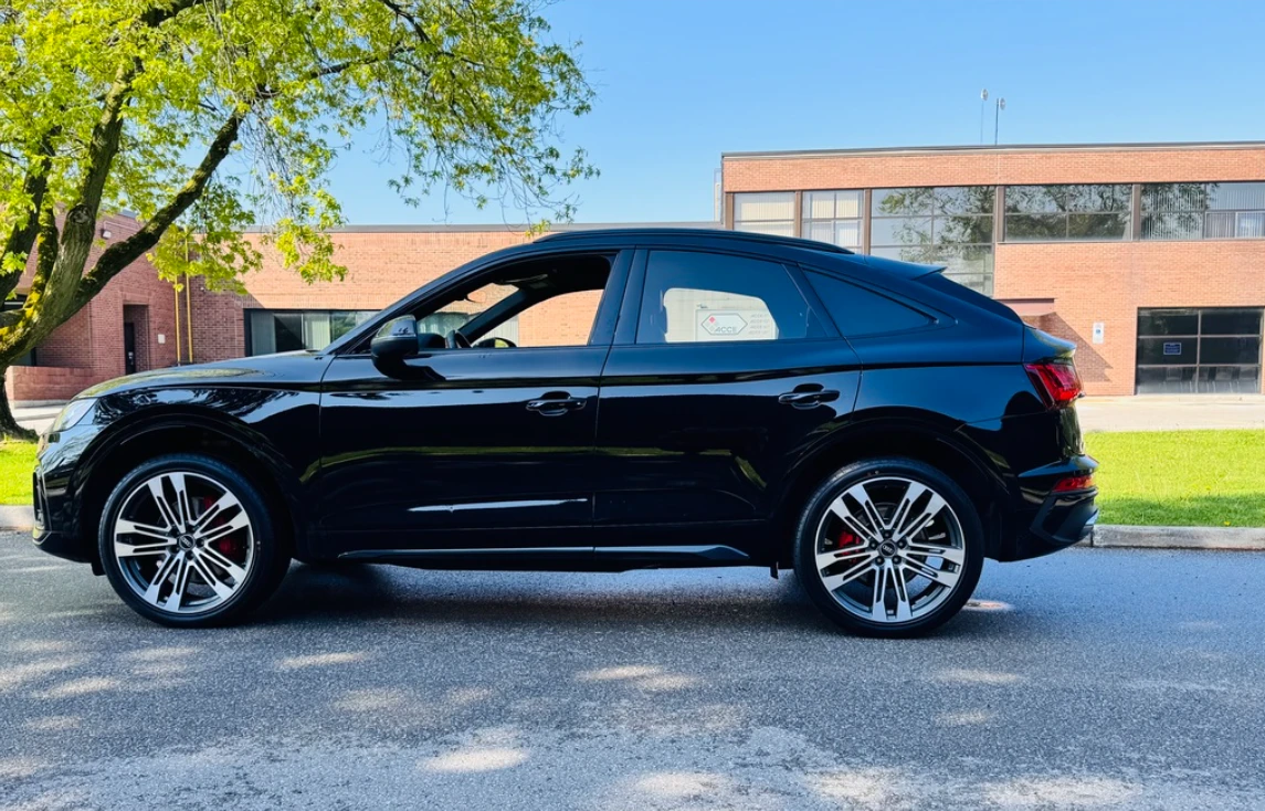 Audi SQ5 PANO* KEYLESS* BOSE* КАМЕРИ* ПОДГРЕВ*  - изображение 4