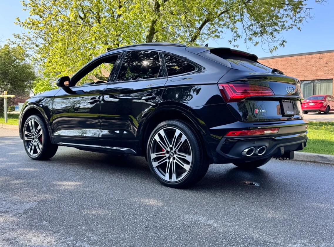 Audi SQ5 PANO* KEYLESS* BOSE* КАМЕРИ* ПОДГРЕВ*  - изображение 9