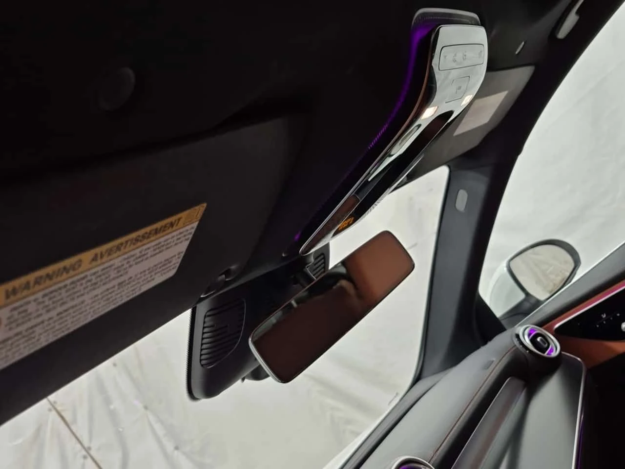 Mercedes-Benz GLC 300 | 360 КАМЕРИ| АМБИЕНТ| 2 КЛЮЧА| ПАНОРАМА| , снимка 14 - Автомобили и джипове - 54138059