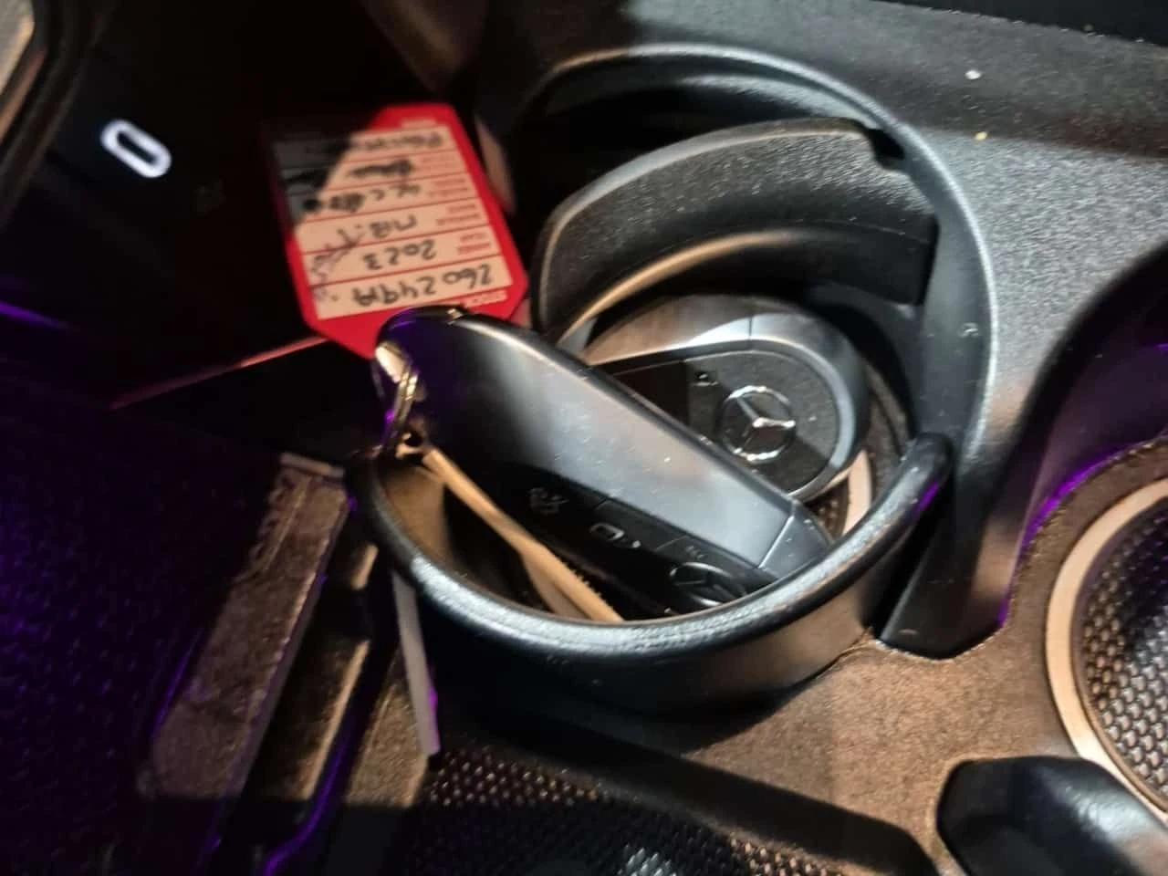 Mercedes-Benz GLC 300 | 360 КАМЕРИ| АМБИЕНТ| 2 КЛЮЧА| ПАНОРАМА| , снимка 17 - Автомобили и джипове - 54138059