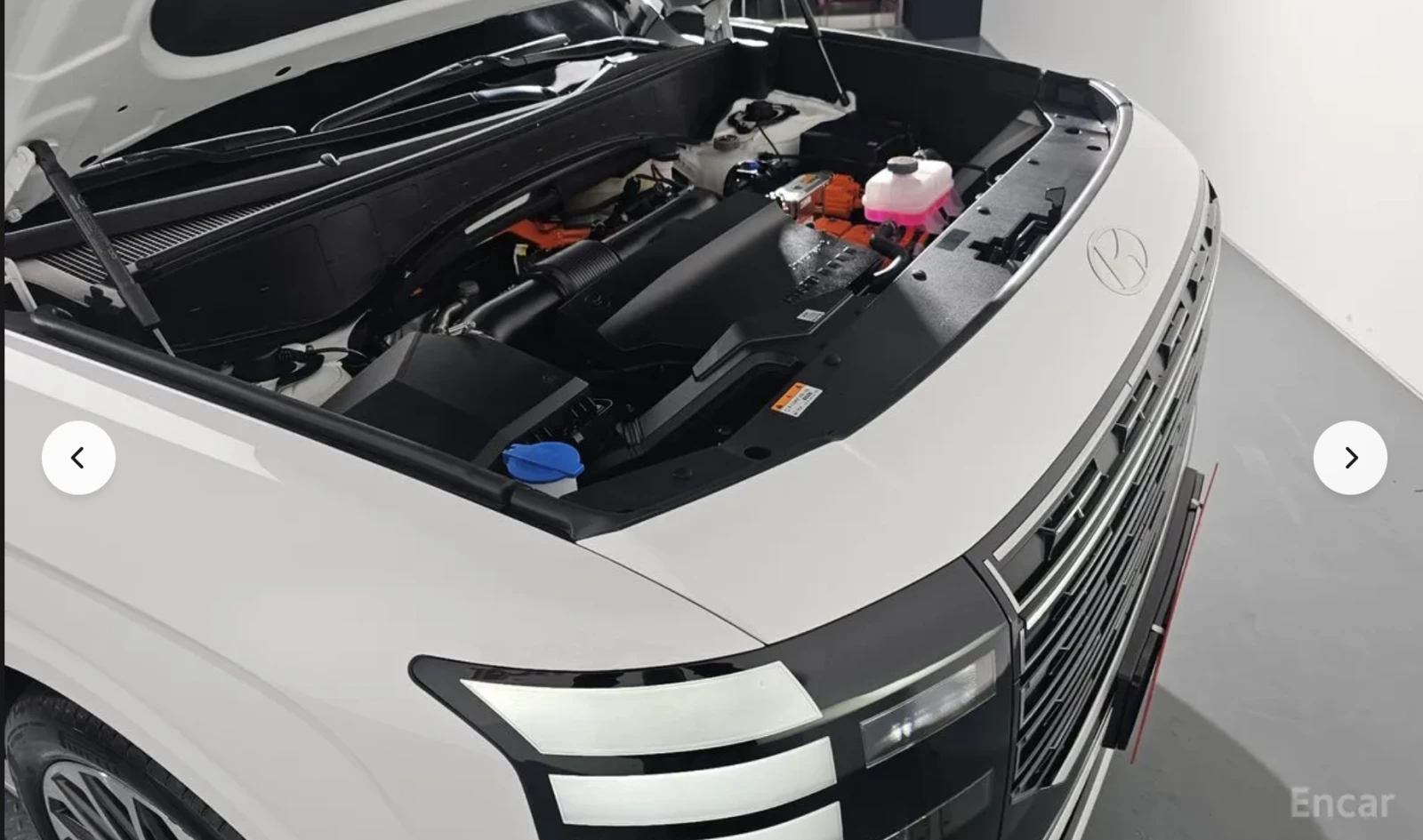 Hyundai Palisade HYBRID* CALIGRAPHY* ПОДГРЕВ* ОБДУХВАНЕ* МАСАЖ* 360, снимка 17 - Автомобили и джипове - 54161964