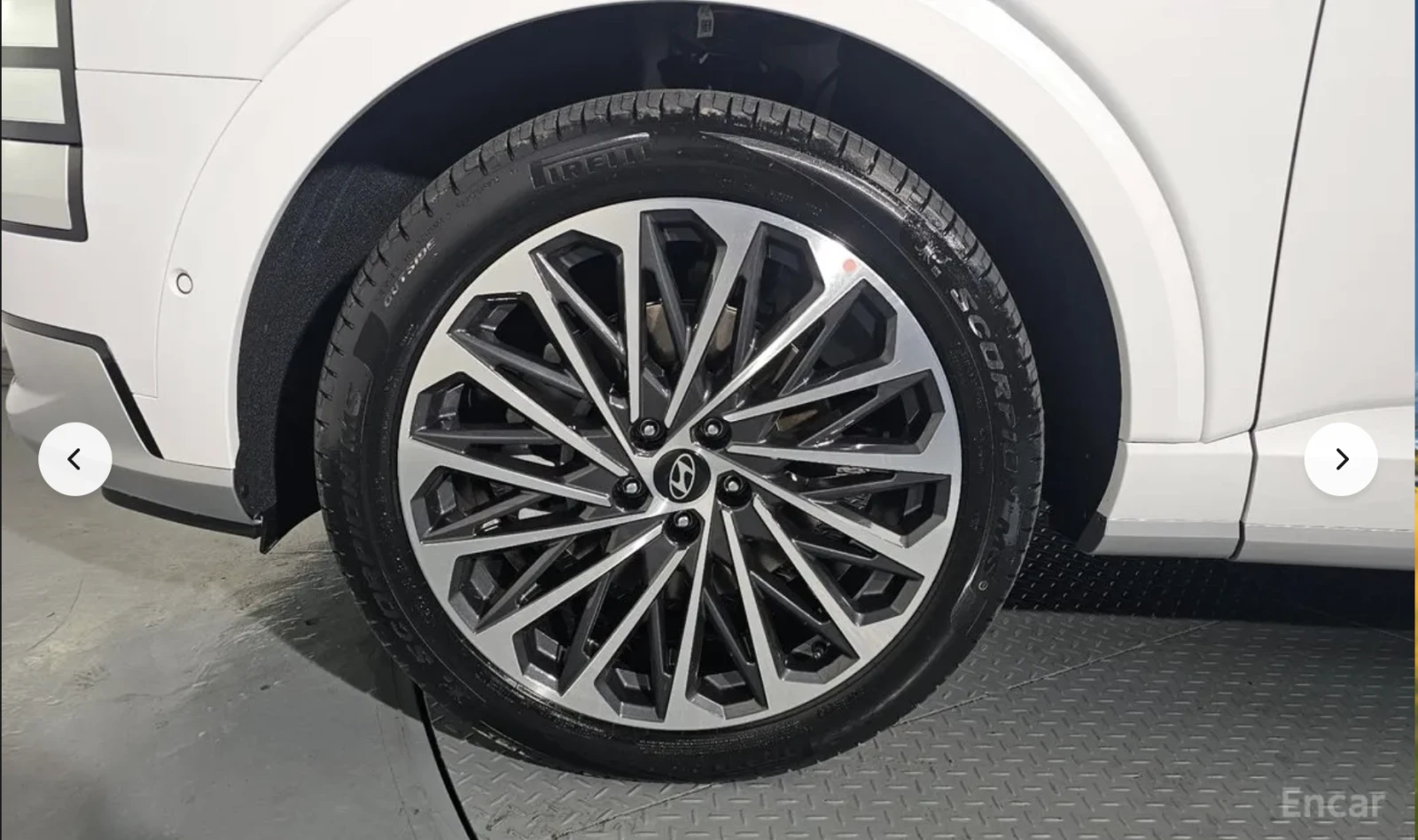 Hyundai Palisade HYBRID* CALIGRAPHY* ПОДГРЕВ* ОБДУХВАНЕ* МАСАЖ* 360, снимка 5 - Автомобили и джипове - 54161964