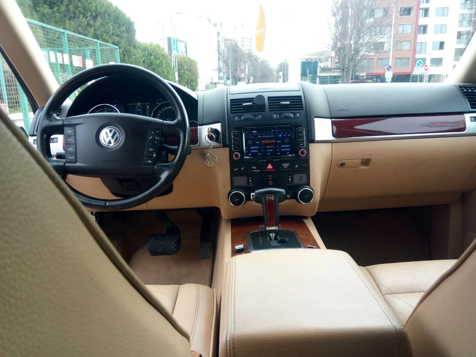 VW Touareg 3.2i* НОВ ВНОС* ОБСЛУЖЕН* ТОП СЪСТОЯНИЕ* , снимка 7 - Автомобили и джипове - 54234277