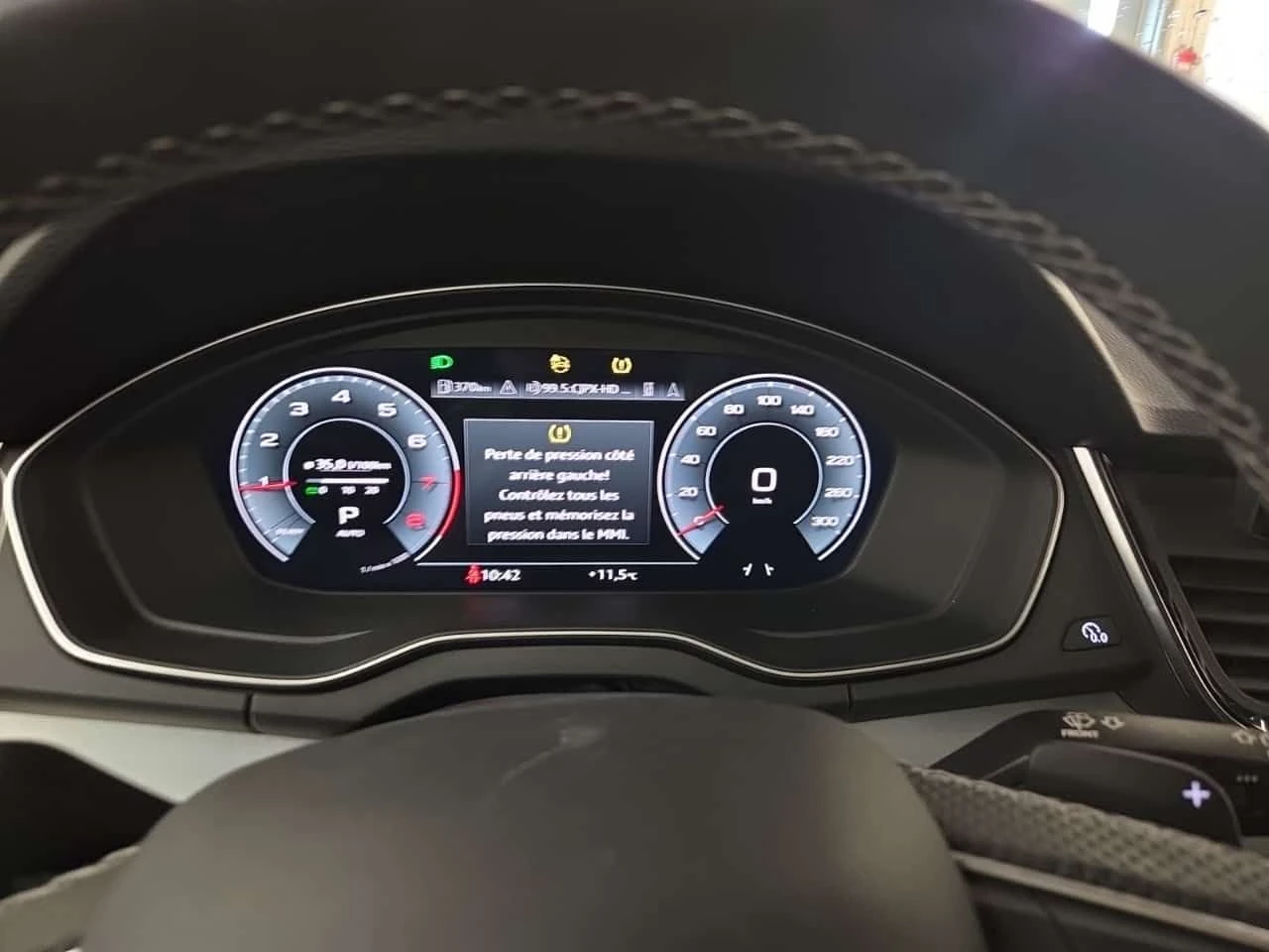Audi Q5  | DISTRONIC | 360 |  PANO | ДВА КЛЮЧА , снимка 11 - Автомобили и джипове - 54518125