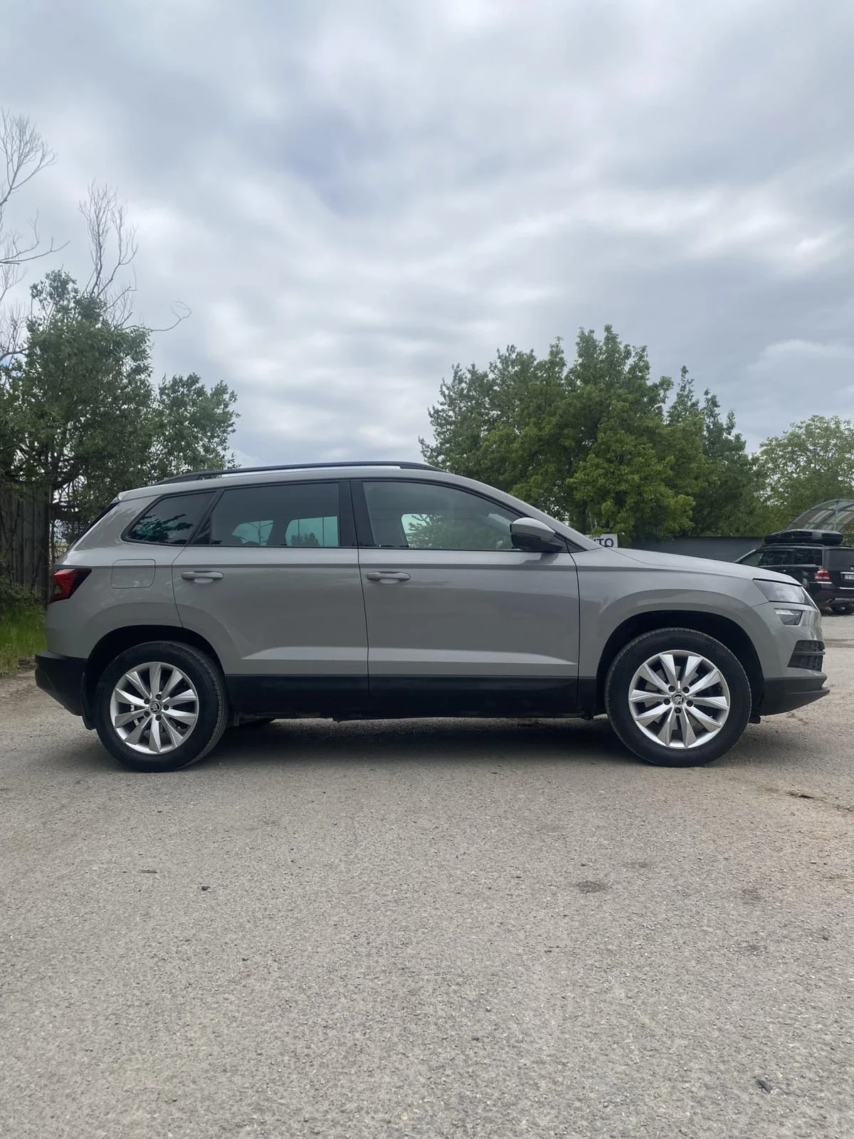 Skoda Karoq, снимка 5 - Автомобили и джипове - 54592529