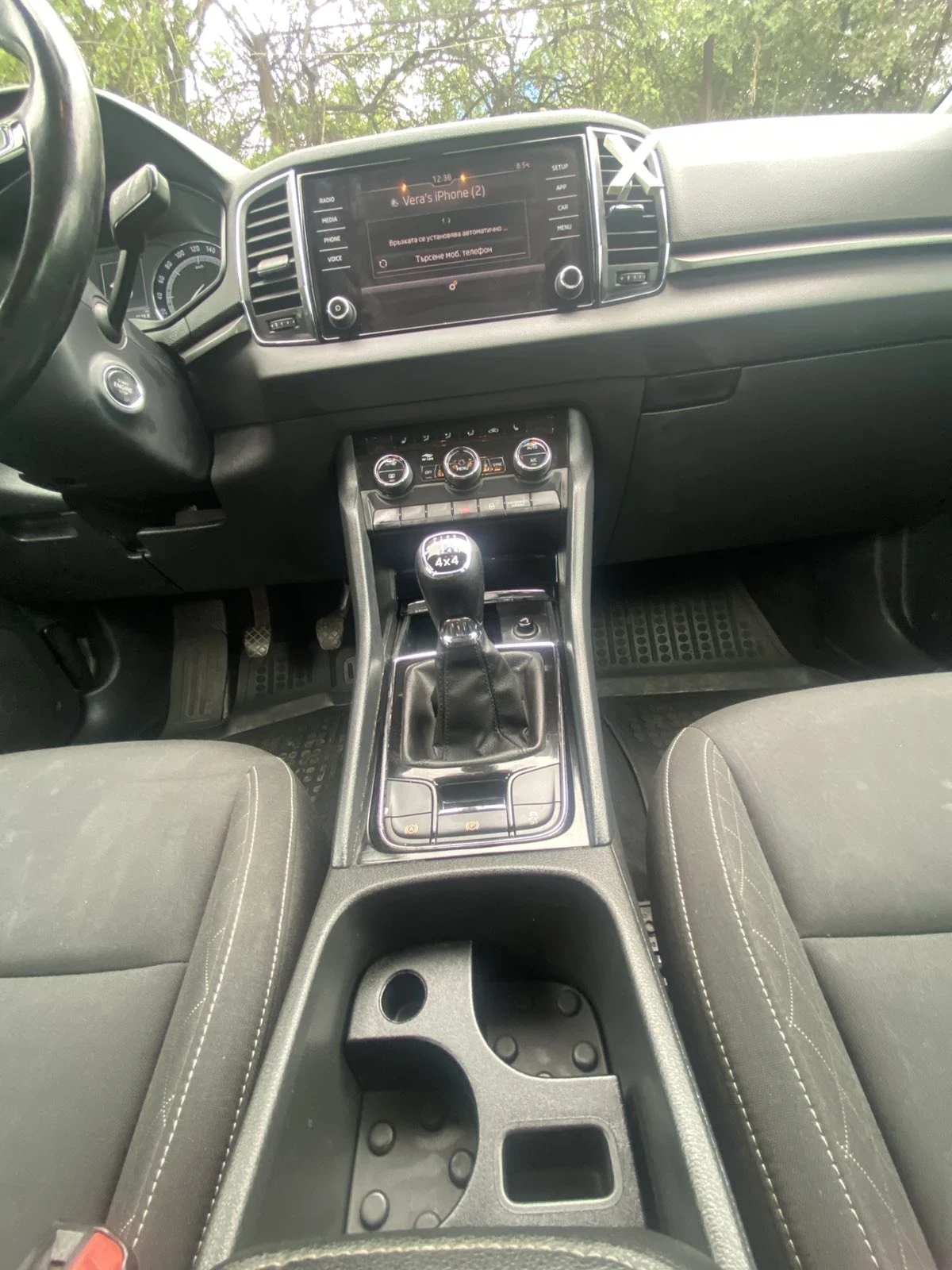 Skoda Karoq, снимка 15 - Автомобили и джипове - 54592529