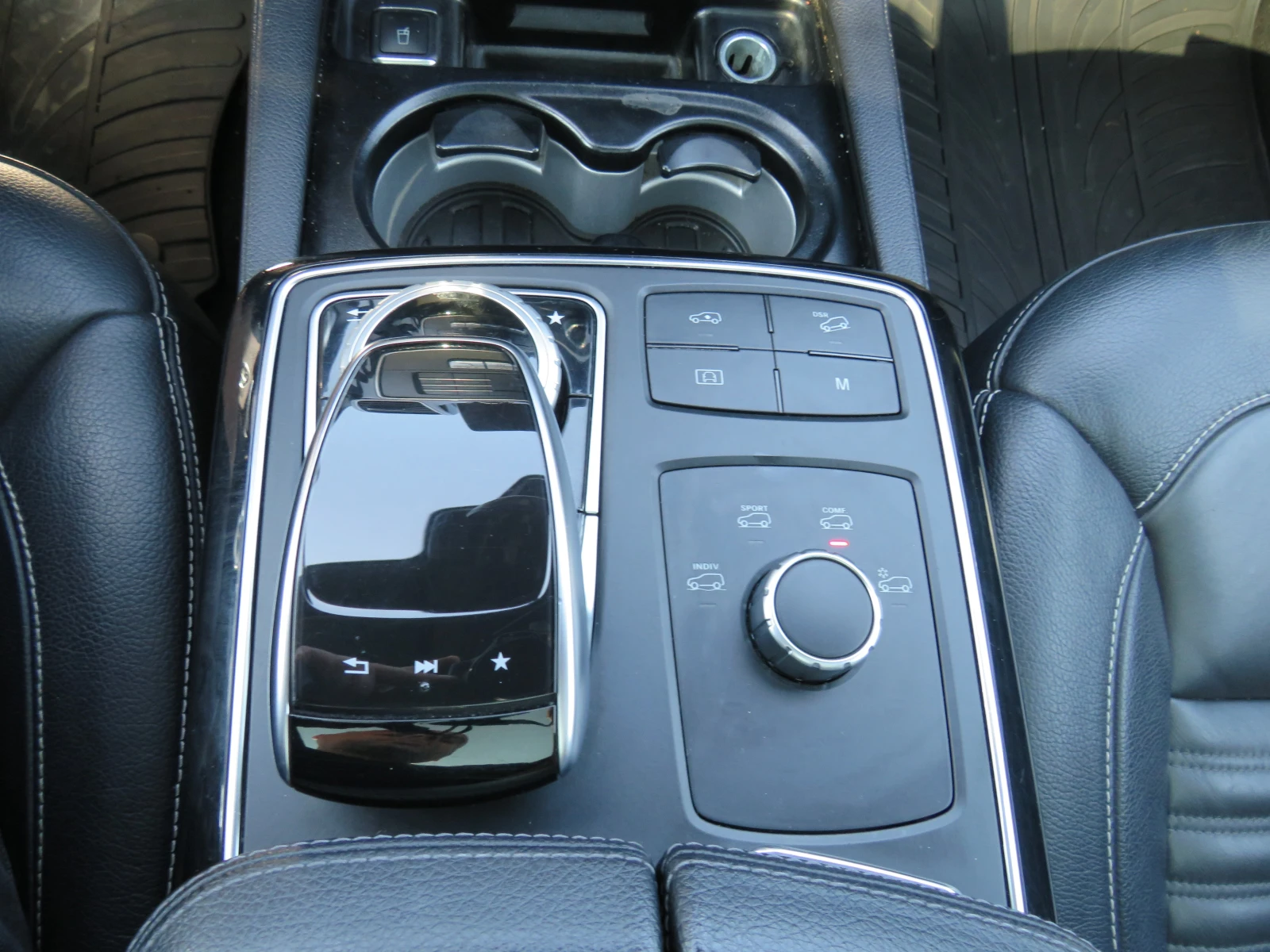 Mercedes-Benz GLE 350 CDI COUPE AMG LINE 9G, снимка 15 - Автомобили и джипове - 54787714