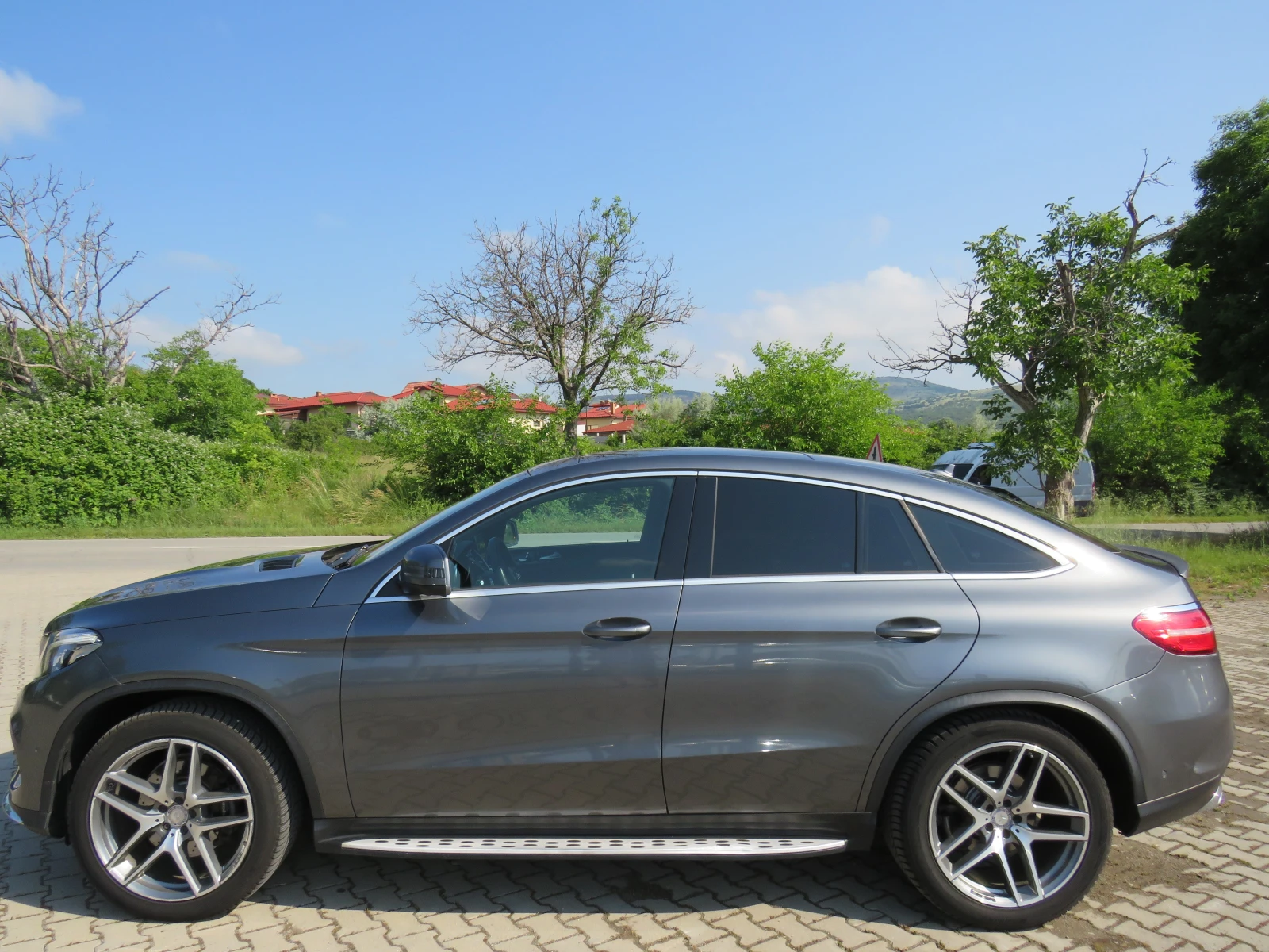 Mercedes-Benz GLE 350 CDI COUPE AMG LINE 9G, снимка 8 - Автомобили и джипове - 54787714